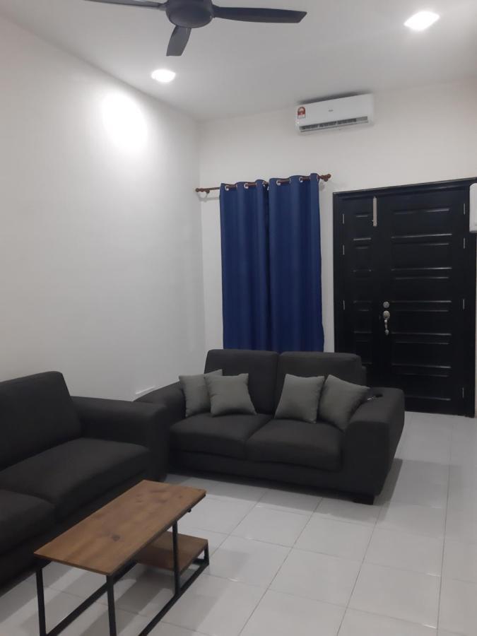 Rumah Armand Melaka 4Br Fully Aircond 외부 사진